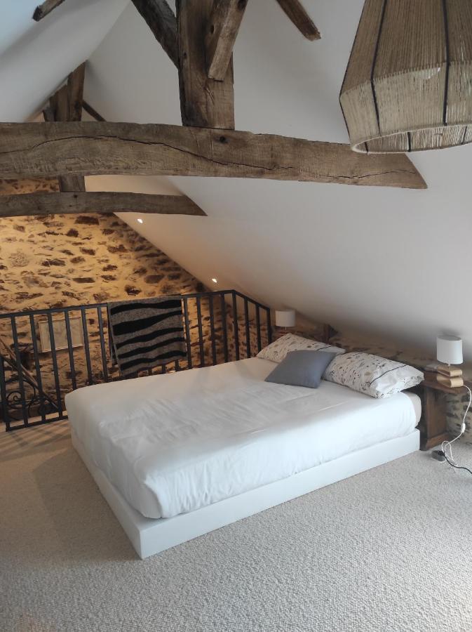 La Ville Es Riez Chambre D'Hotes Corseul 외부 사진